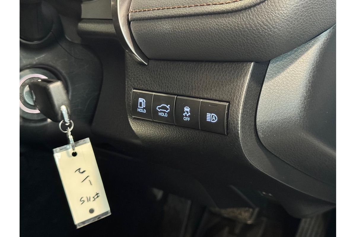 2019 Toyota Camry Ascent ASV70R