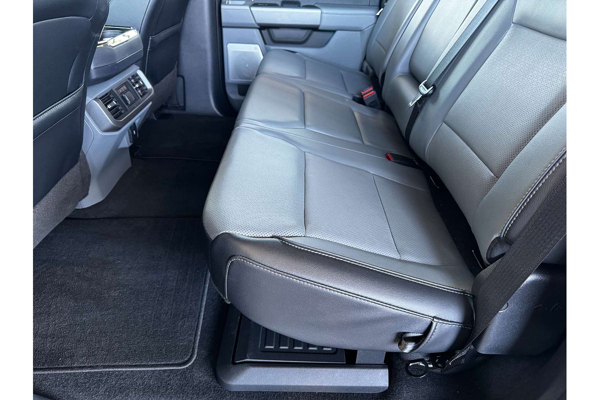 2023 Ford F-150 Lariat 4X4 LWB