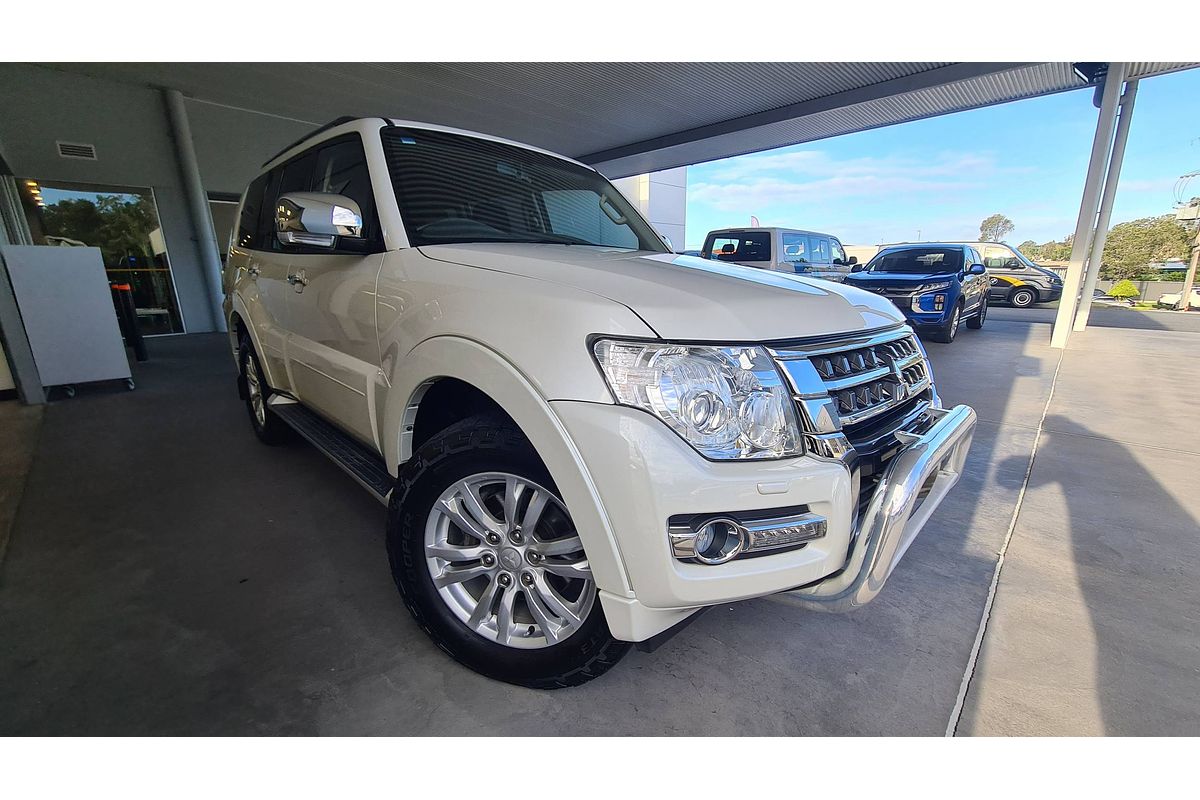 2014 Mitsubishi Pajero GLX NX
