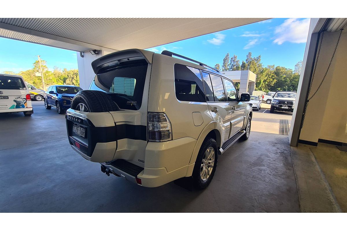 2014 Mitsubishi Pajero GLX NX