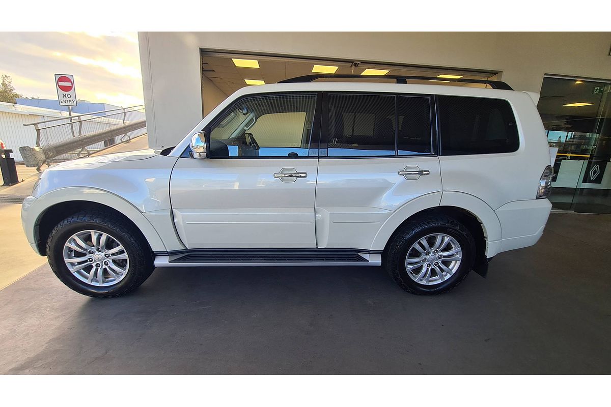 2014 Mitsubishi Pajero GLX NX