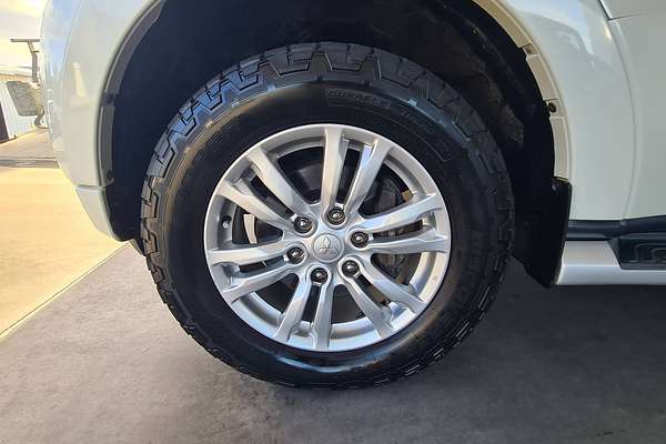 2014 Mitsubishi Pajero GLX NX