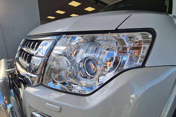 2014 Mitsubishi Pajero GLX NX