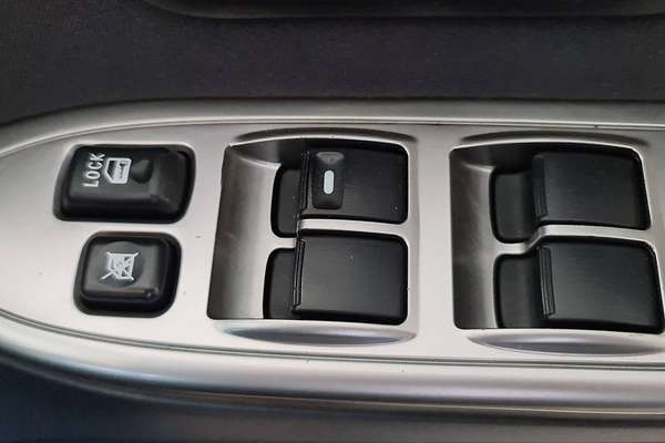 2014 Mitsubishi Pajero GLX NX