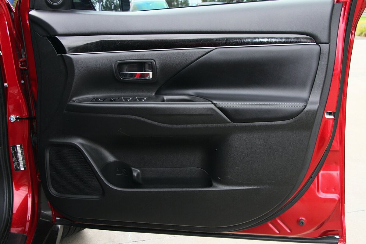 2021 Mitsubishi Outlander LS ZL
