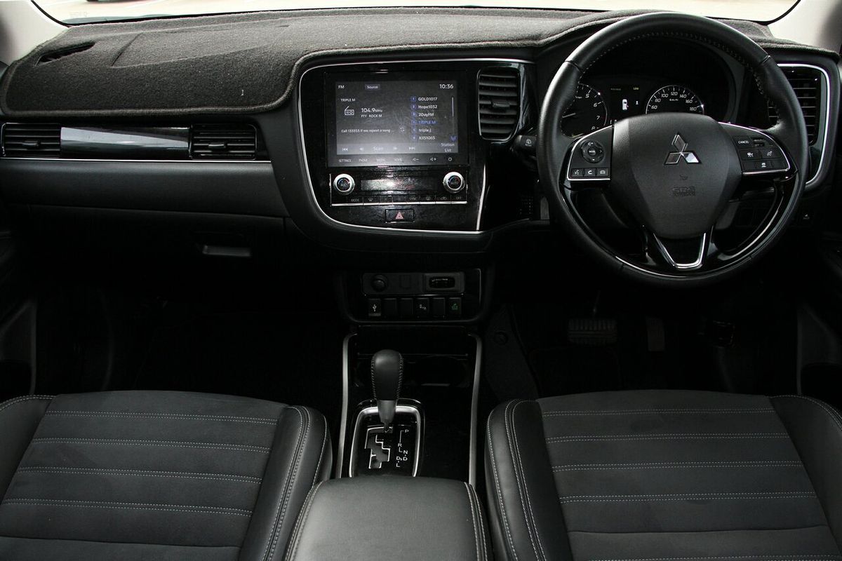 2021 Mitsubishi Outlander LS ZL