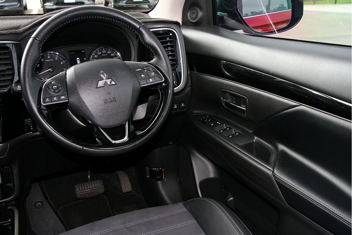 2021 Mitsubishi Outlander LS ZL