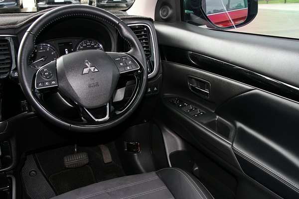 2021 Mitsubishi Outlander LS ZL