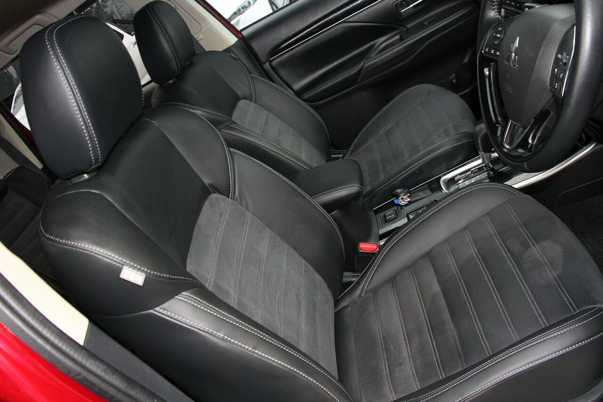 2021 Mitsubishi Outlander LS ZL