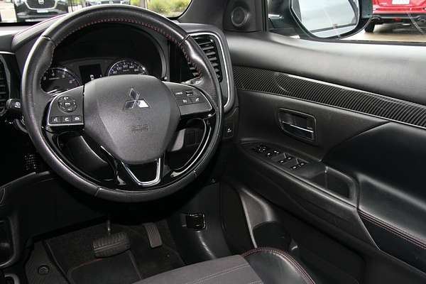 2020 Mitsubishi Outlander Black Edition ZL