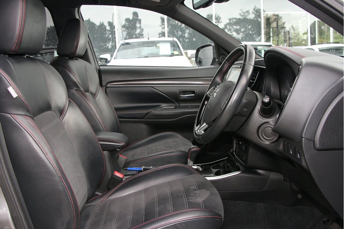 2020 Mitsubishi Outlander Black Edition ZL
