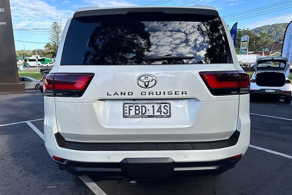 2023 Toyota Landcruiser VX FJA300R