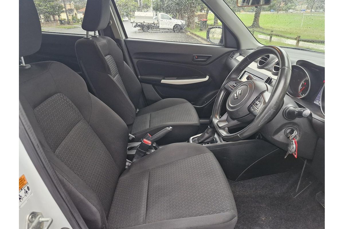 2019 Suzuki Swift GL Navigator AZ