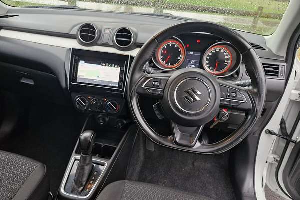 2019 Suzuki Swift GL Navigator AZ
