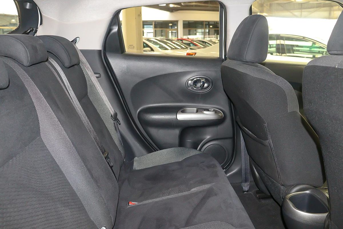 2018 Nissan JUKE ST F15