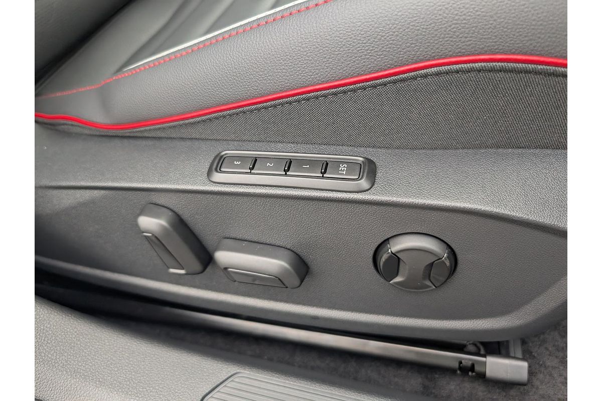2025 Volkswagen Golf GTI 8.5