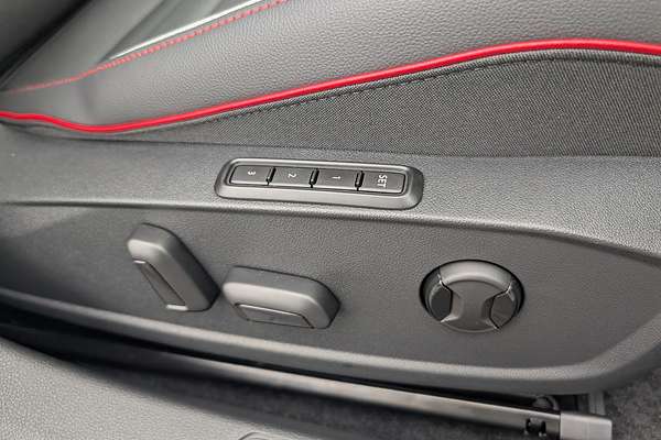 2025 Volkswagen Golf GTI 8.5
