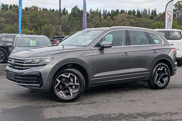 2025 Volkswagen Touareg 170TDI RC