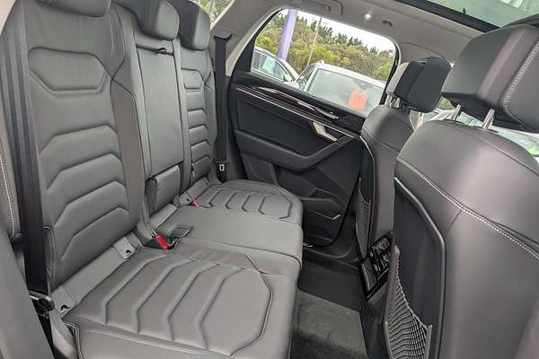 2025 Volkswagen Touareg 170TDI RC