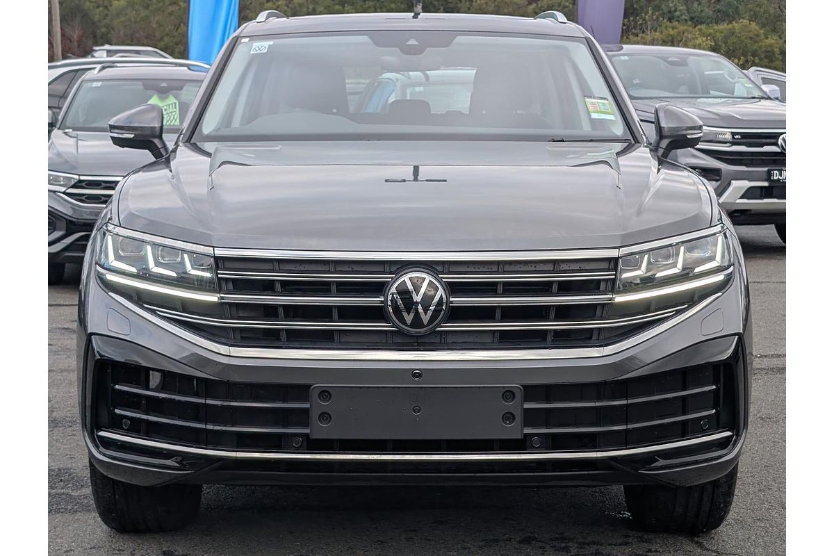 2025 Volkswagen Touareg 170TDI RC