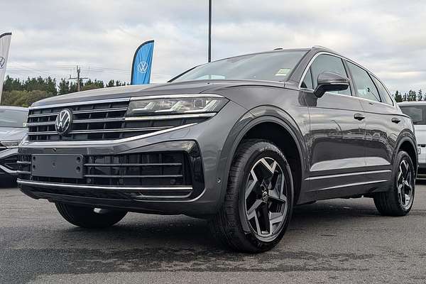 2025 Volkswagen Touareg 170TDI RC