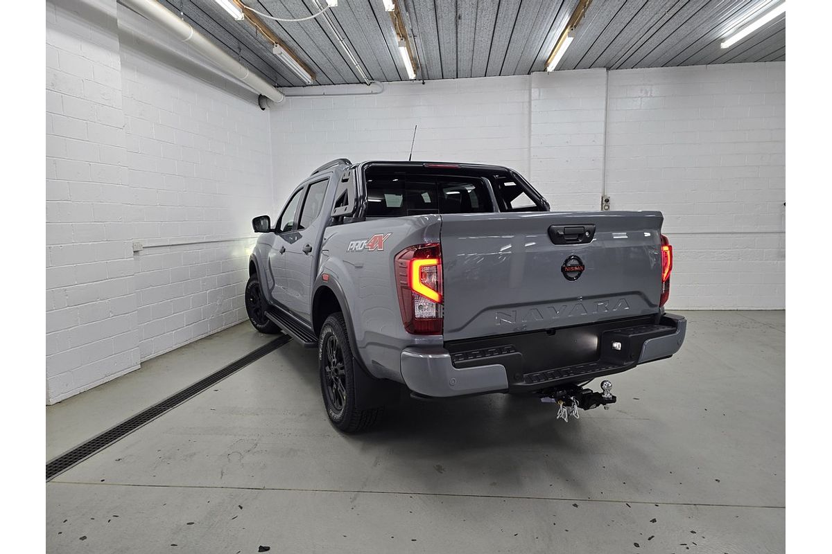 Nissan NAVARA 4X4 2.3 DSL AUTO DC P4X