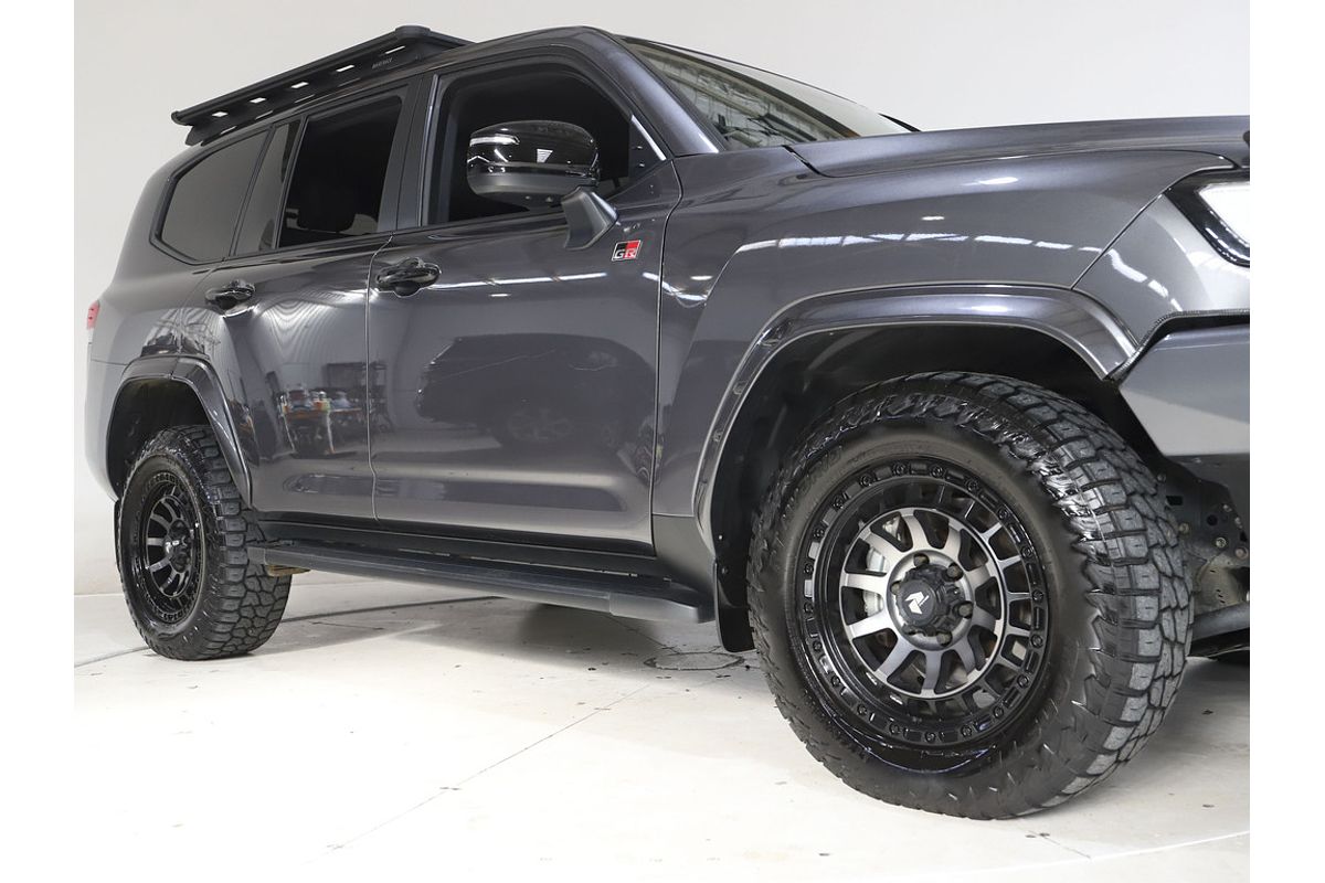 2022 Toyota Landcruiser GR Sport FJA300R