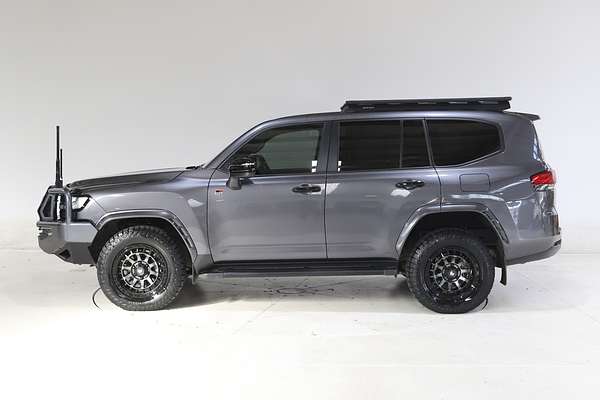 2022 Toyota Landcruiser GR Sport FJA300R