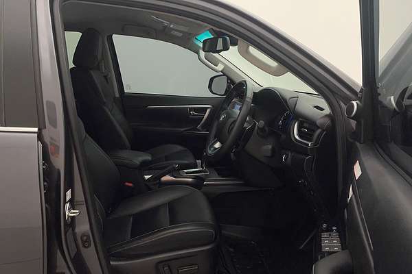 2023 Toyota Fortuner Crusade GUN156R