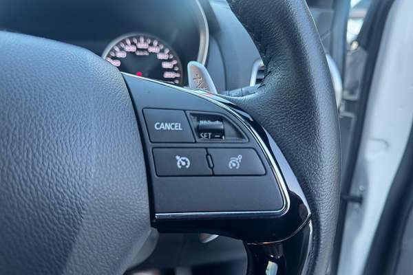 2019 Mitsubishi Eclipse Cross Black Edition YA