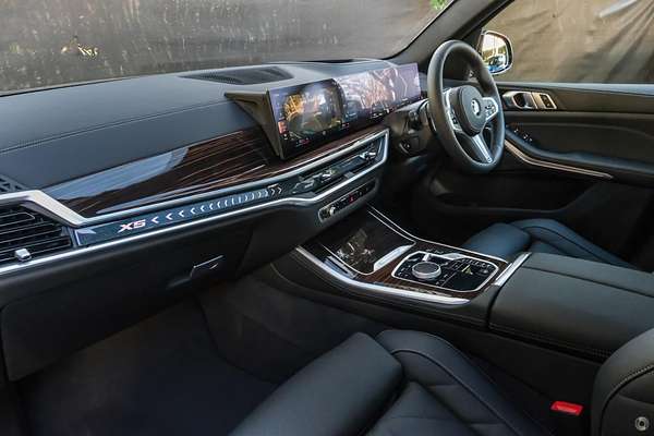 2024 BMW X5 xDrive30d M Sport G05 LCI