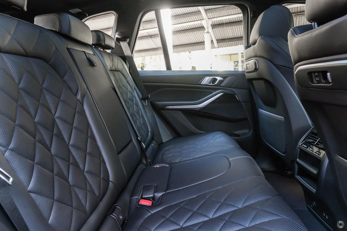 2024 BMW X5 xDrive30d M Sport G05 LCI