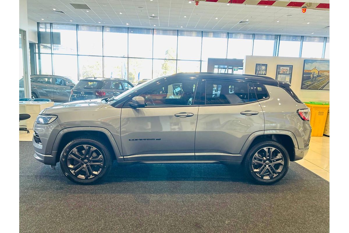 2021 Jeep Compass 80th Anniversary M6