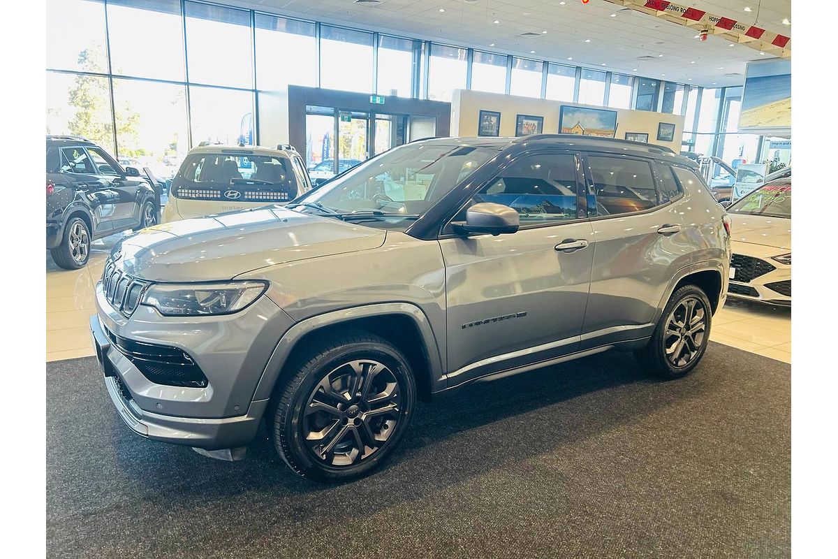 2021 Jeep Compass 80th Anniversary M6