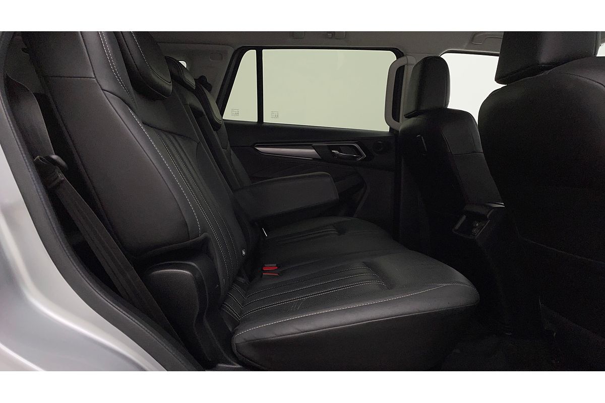2022 Isuzu MU-X LS-T