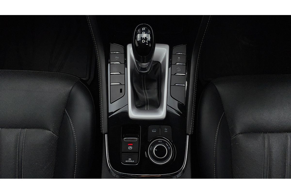 2022 Isuzu MU-X LS-T