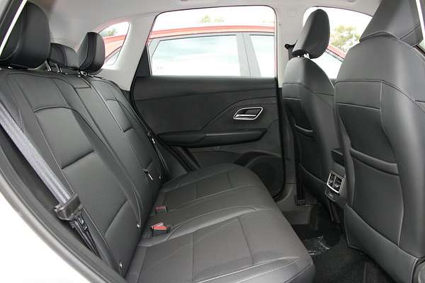 2025 MG ZS Essence Hybrid+ ZS32