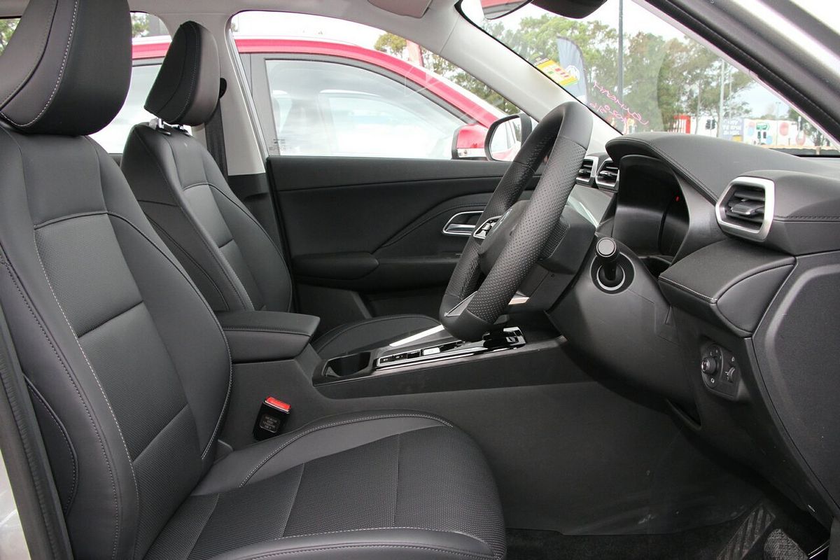 2025 MG ZS Essence Hybrid+ ZS32