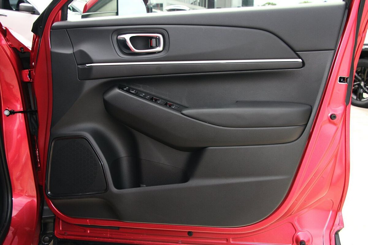 2023 Honda HR-V e:HEV L