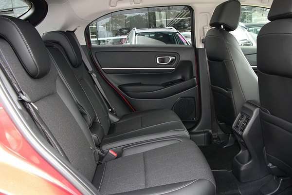 2023 Honda HR-V e:HEV L