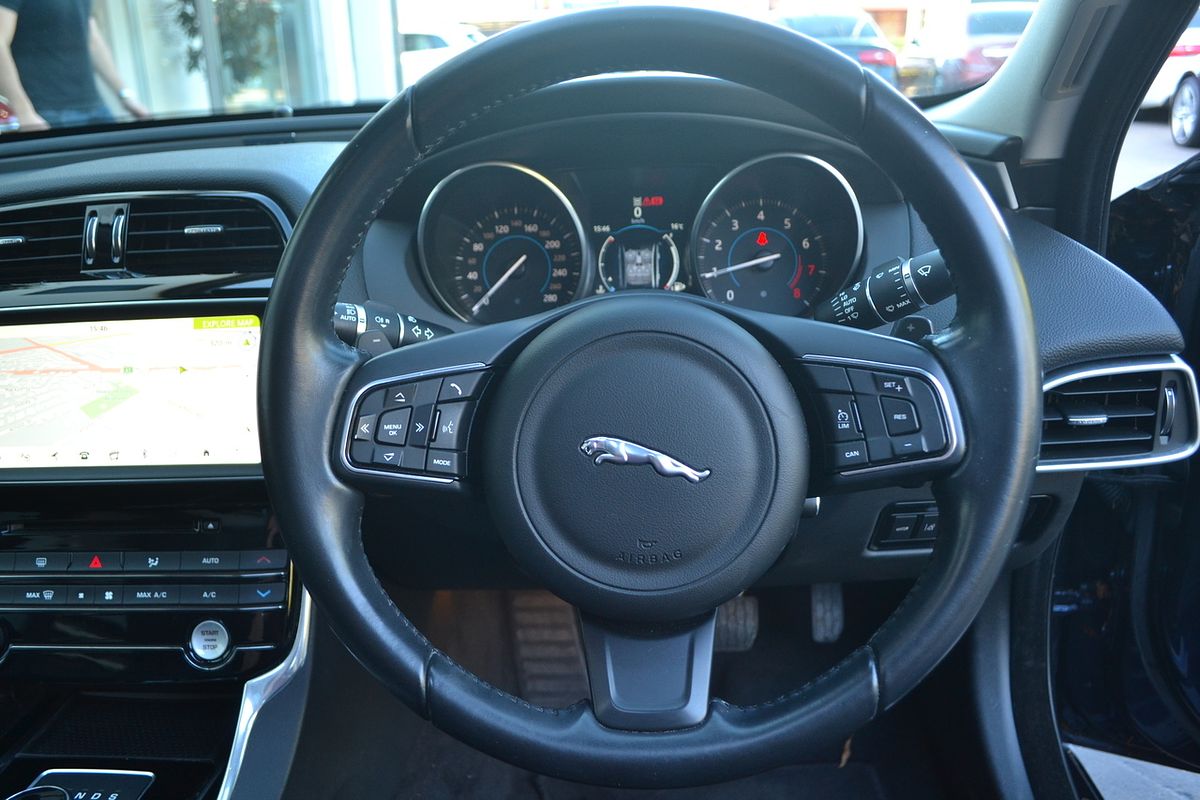 2017 Jaguar XE 20t Prestige X760