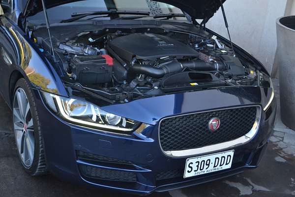 2017 Jaguar XE 20t Prestige X760