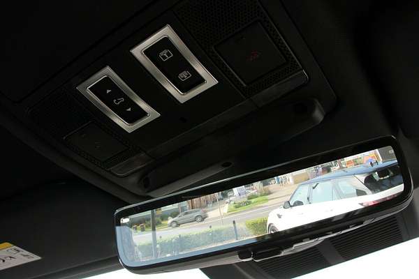 2021 Land Rover Defender 110 P400 X-Dynamic HSE L663