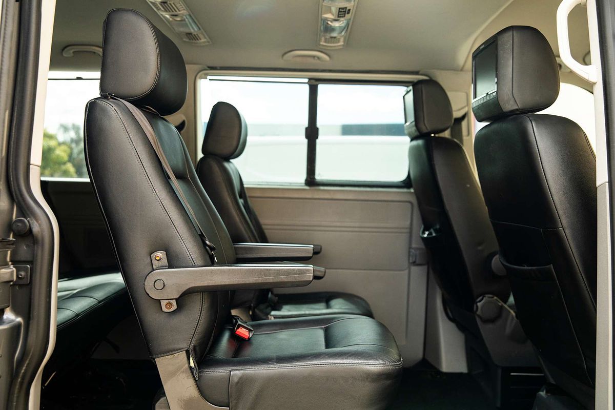 2013 Volkswagen Caravelle TDI340 T5 LWB
