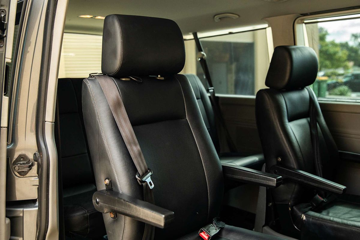2013 Volkswagen Caravelle TDI340 T5 LWB