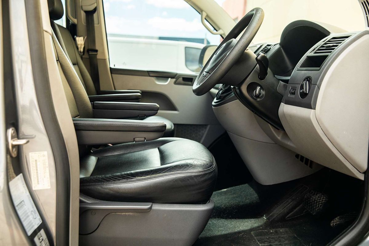 2013 Volkswagen Caravelle TDI340 T5 LWB