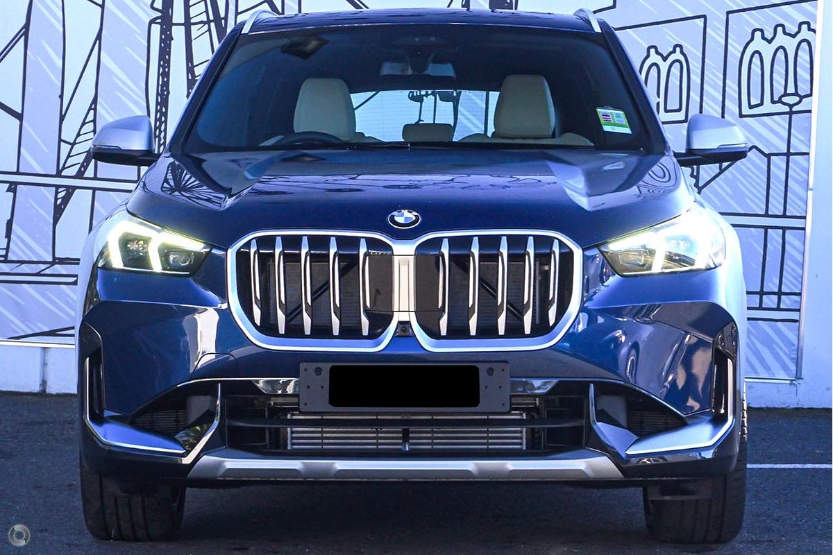 2025 BMW X1 xDrive20i U11