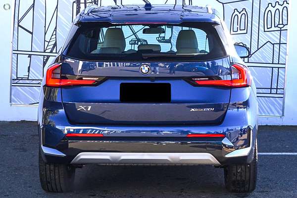 2025 BMW X1 xDrive20i U11