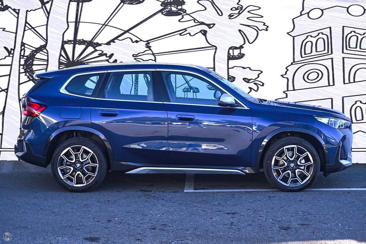 2025 BMW X1 xDrive20i U11