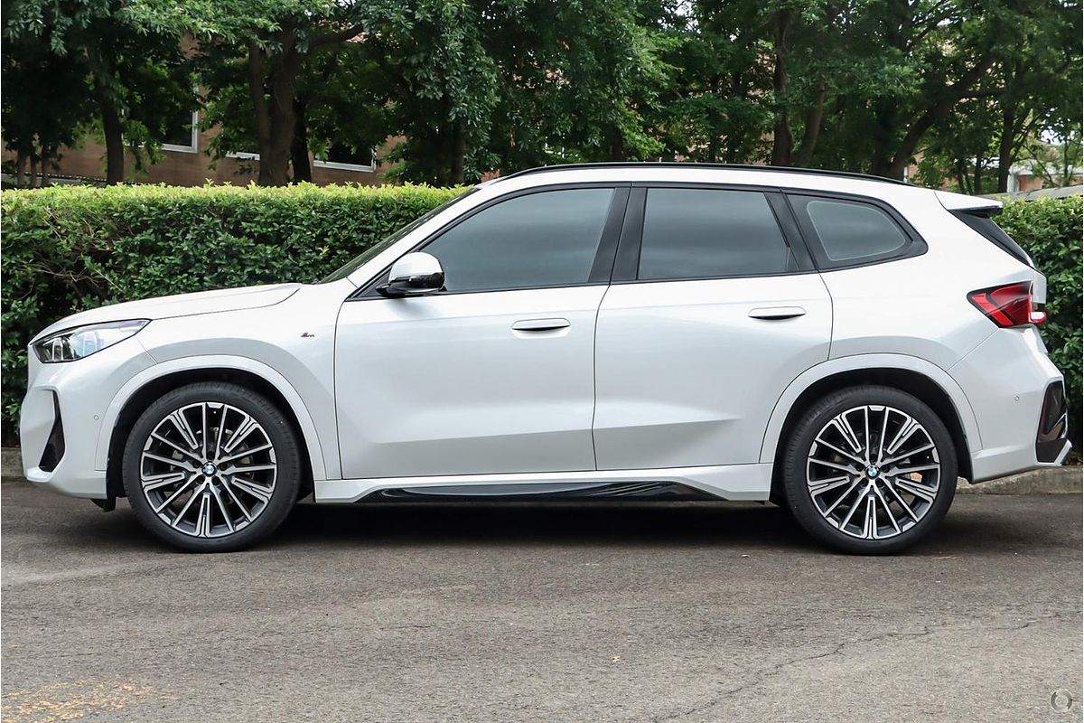 2024 BMW X1 xDrive20i M Sport U11